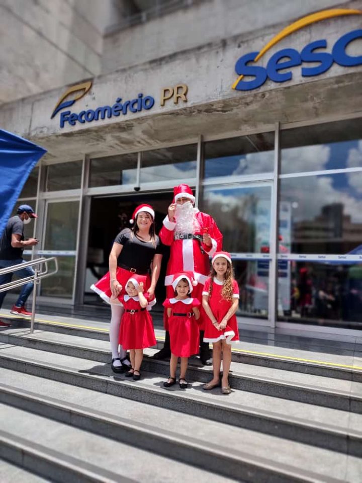 Ação de Natal parceria com SESC da Esquina